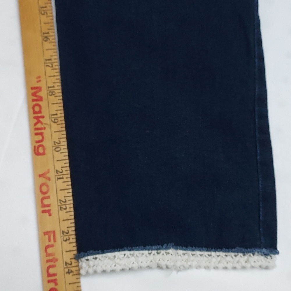 Levis Women's Blue Jeans Sz 14 - Picture 7 of 9